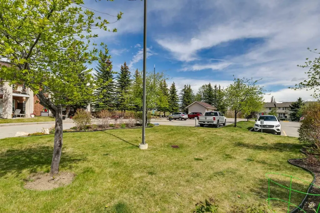 550 Prominence Rise SW Calgary AB T3H5J1