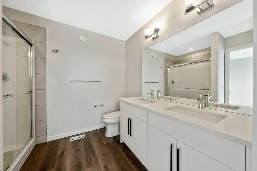 366 Heritage Boulevard Cochrane AB T4C 3K8