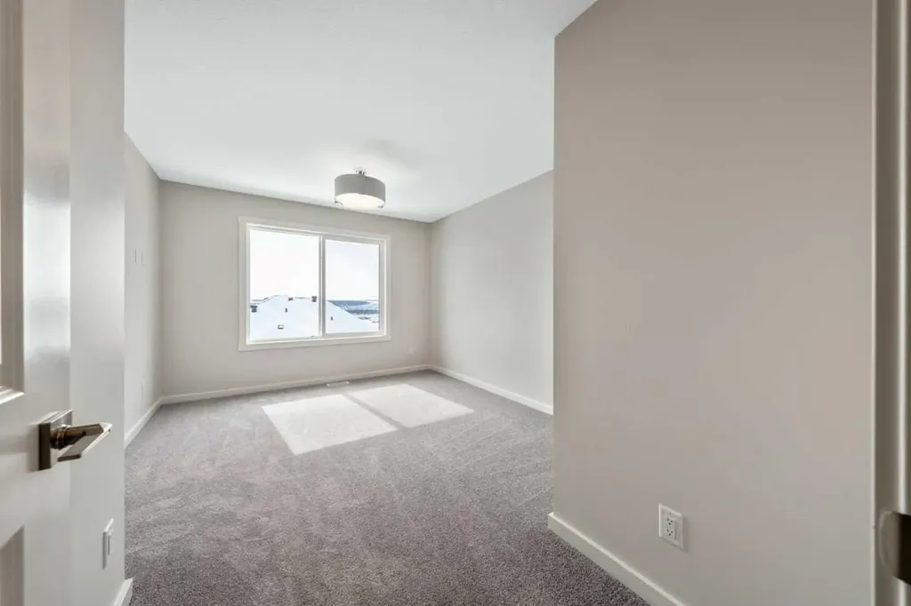 366 Heritage Boulevard Cochrane AB T4C 3K8