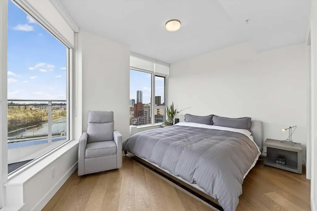 108 Waterfront Court SW Calgary AB T2P 1K7