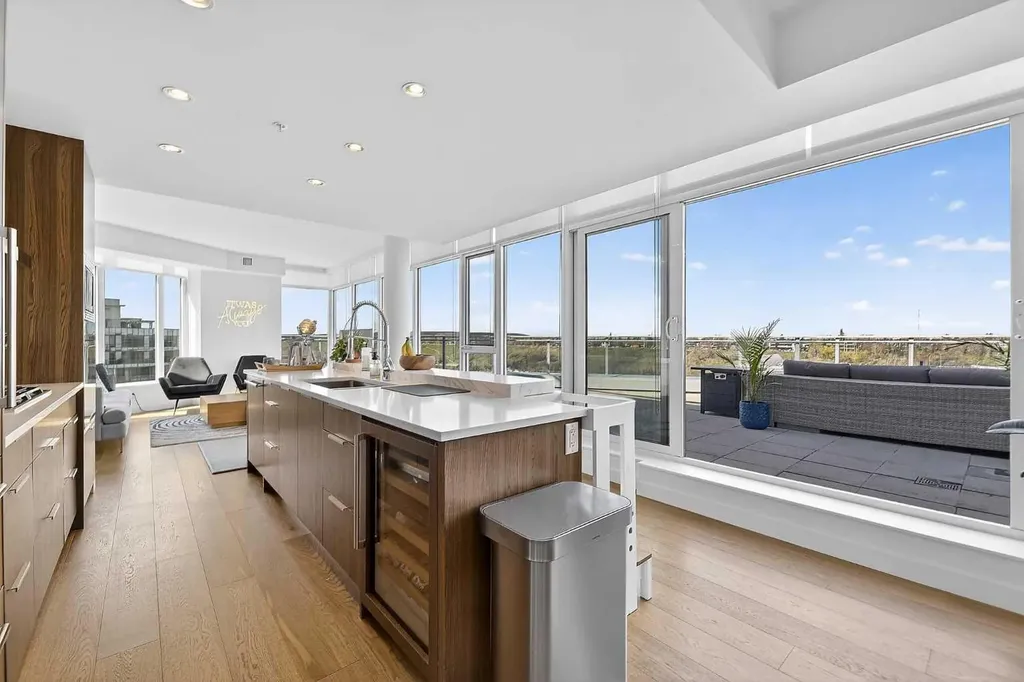 108 Waterfront Court SW Calgary AB T2P 1K7