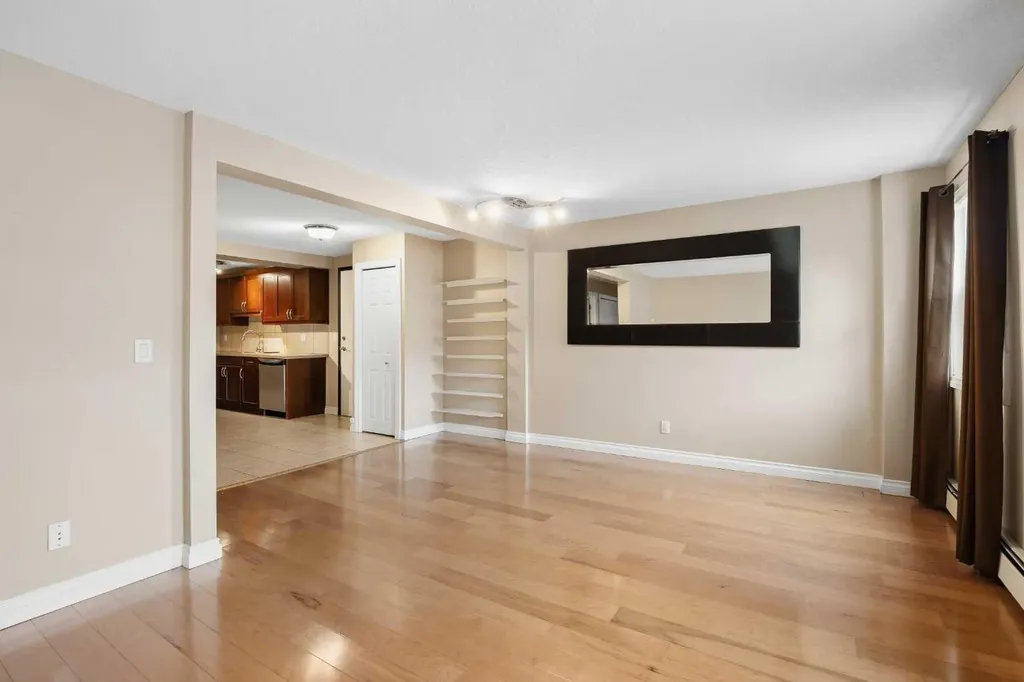 2010 35 Avenue SW Calgary AB T2T 2E1