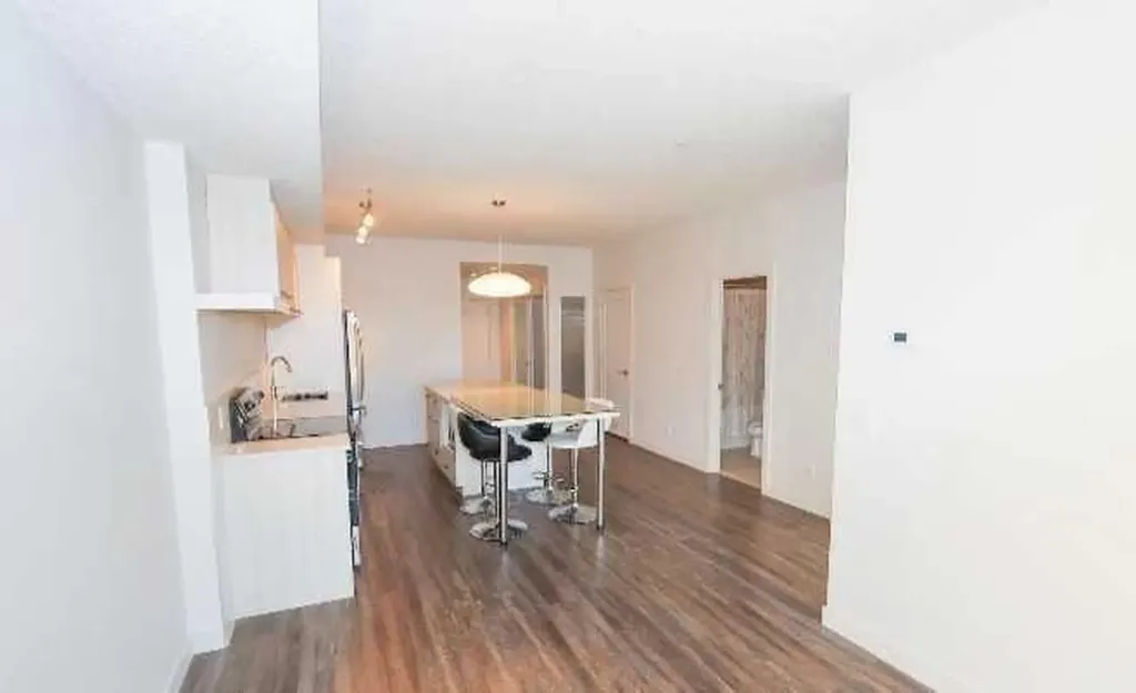 730 5 Street NE Calgary AB T2E 3W8