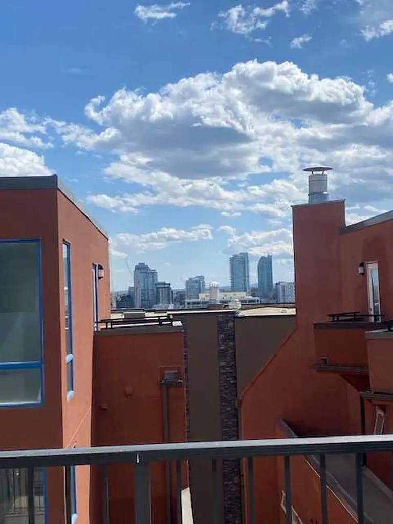 730 5 Street NE Calgary AB T2E 3W8