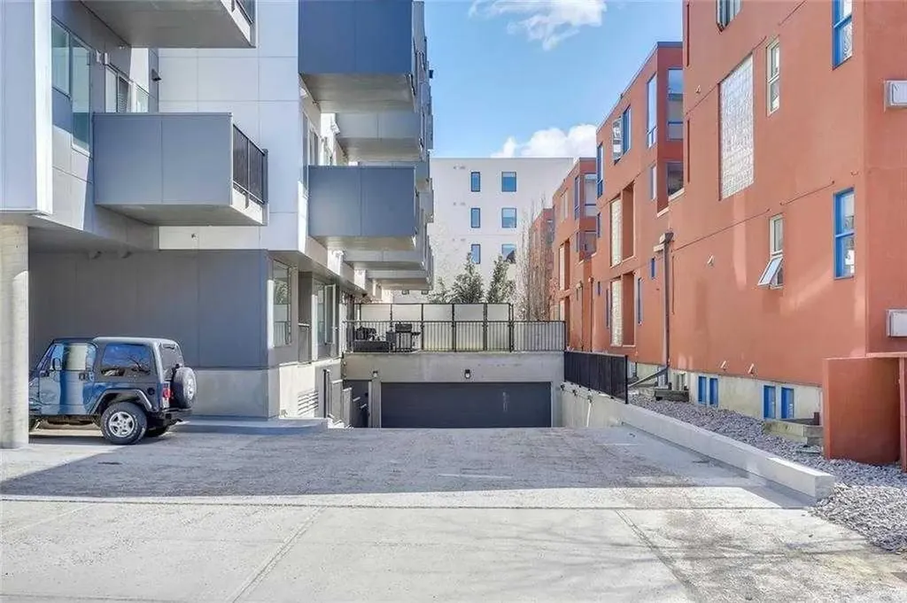 730 5 Street NE Calgary AB T2E 3W8