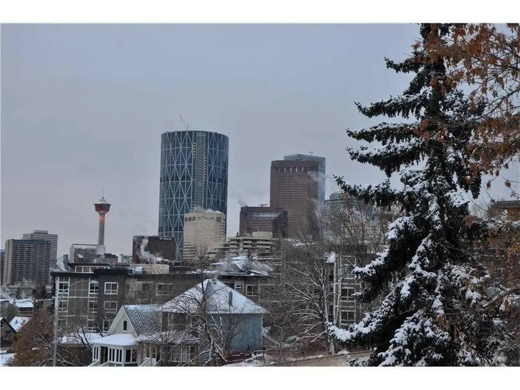 730 5 Street NE Calgary AB T2E 3W8