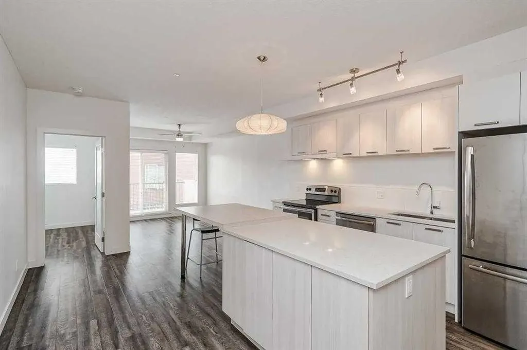 730 5 Street NE Calgary AB T2E 3W8