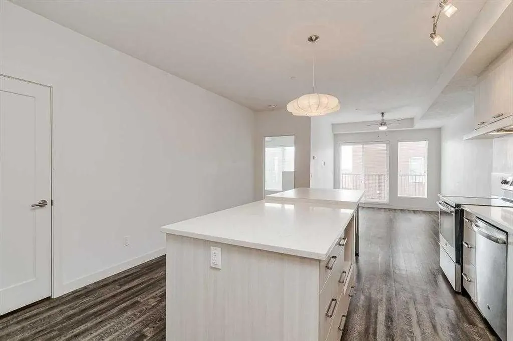 730 5 Street NE Calgary AB T2E 3W8