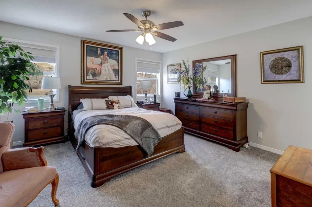 24 Willow Point Drumheller AB T0J0Y5