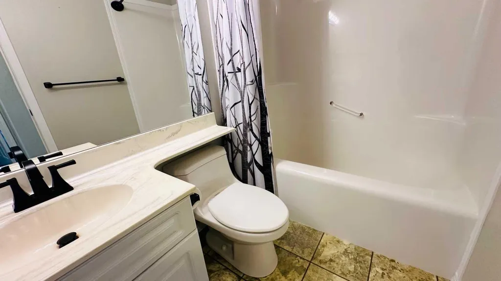 24 Willow Point Drumheller AB T0J0Y5