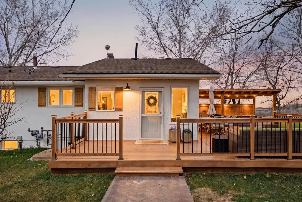 306064 36 Street E Rural Foothills County AB T1S1B5