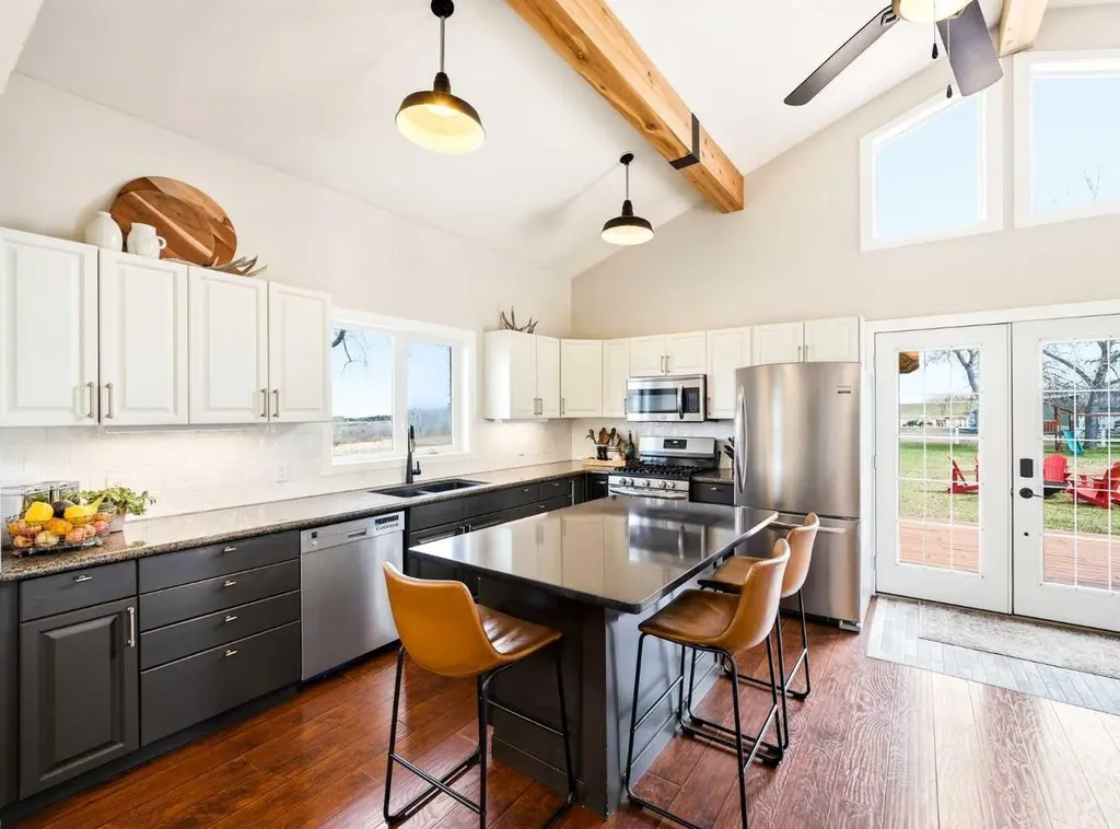 306064 36 Street E Rural Foothills County AB T1S1B5