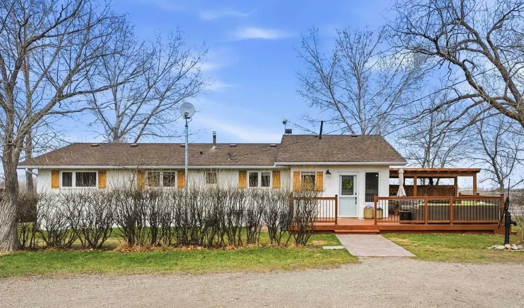 306064 36 Street E Rural Foothills County AB T1S1B5