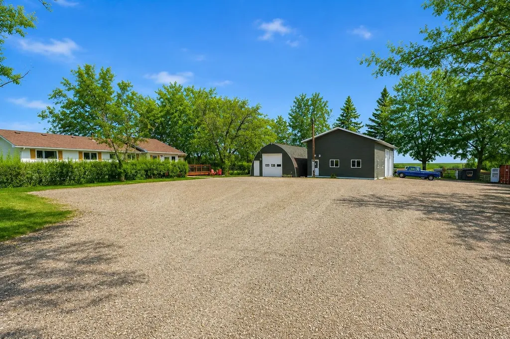 306064 36 Street E Rural Foothills County AB T1S1B5
