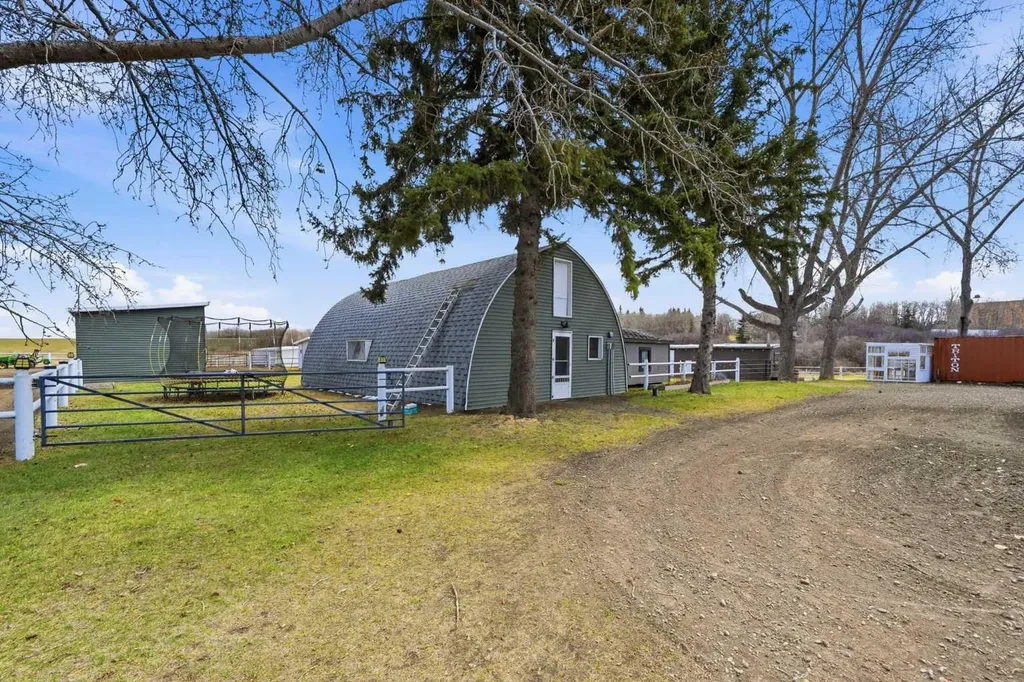 306064 36 Street E Rural Foothills County AB T1S1B5