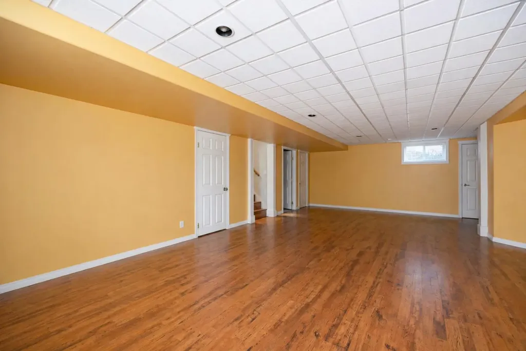 224 Shetland Garden Fort Mcmurray AB T9H5M5