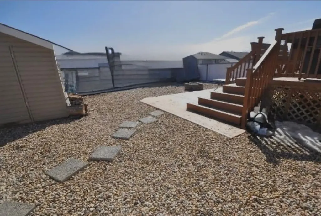 224 Shetland Garden Fort Mcmurray AB T9H5M5