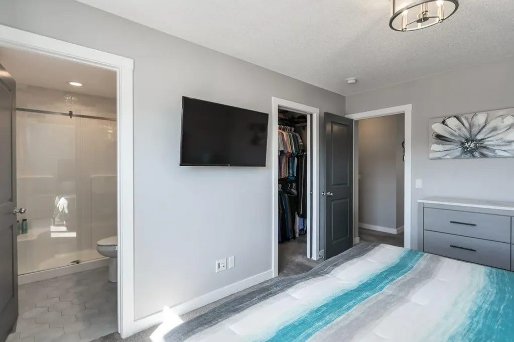 144 Wolf Willow Boulevard SE Calgary AB T2X 1T8