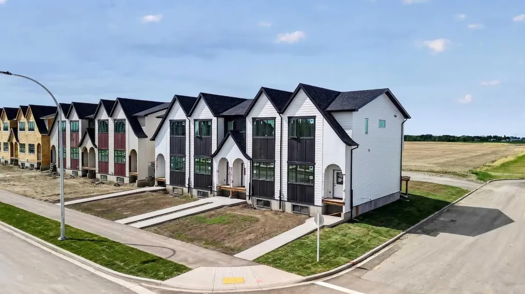 2714 16 Avenue Coaldale AB T1M 0G8