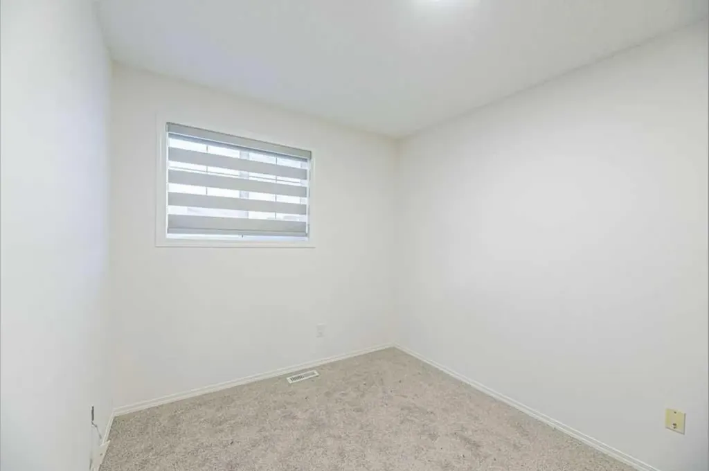 111 Tarawood Lane NE Calgary AB T3J 5B9