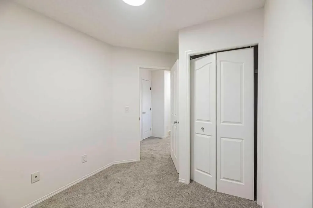 111 Tarawood Lane NE Calgary AB T3J 5B9