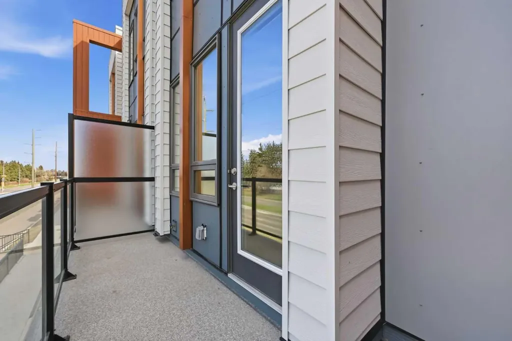 4065 32 Avenue NW Calgary AB T3B 6G6