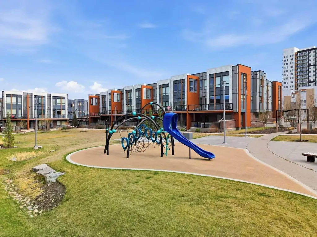 4065 32 Avenue NW Calgary AB T3B 6G6