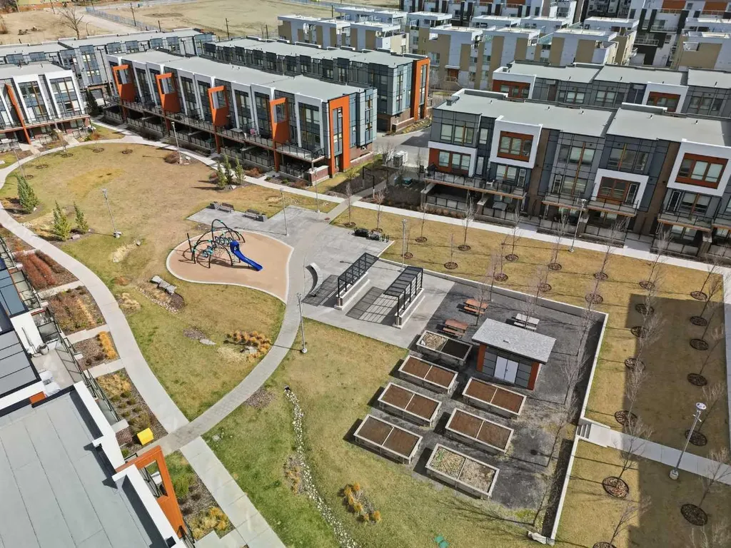 4065 32 Avenue NW Calgary AB T3B 6G6