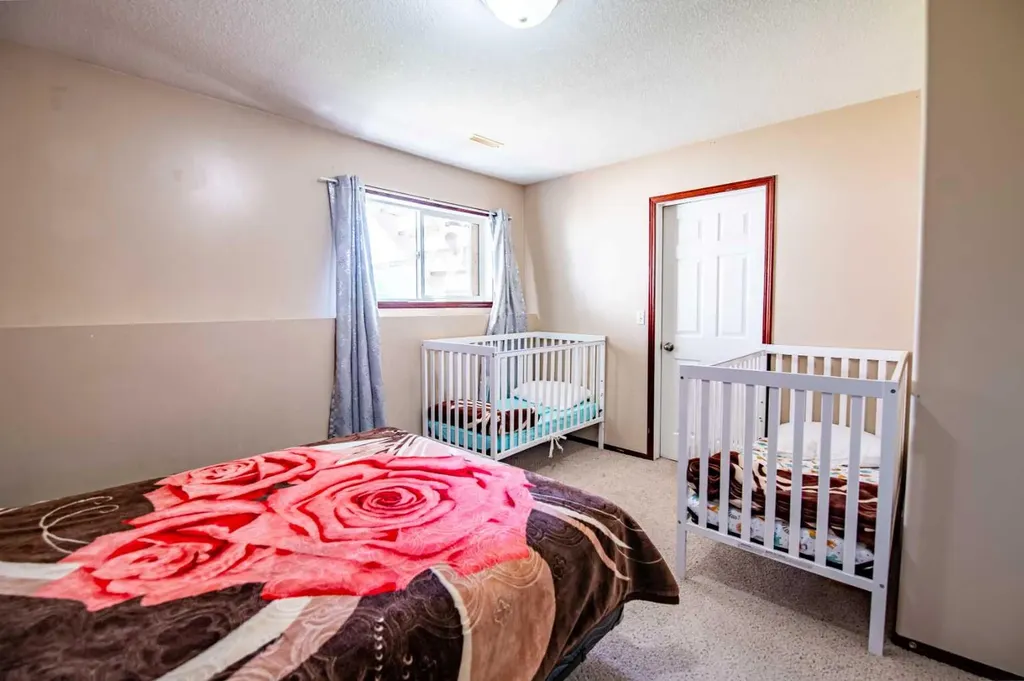 5817 60 Avenue Red Deer AB T4N 5S2