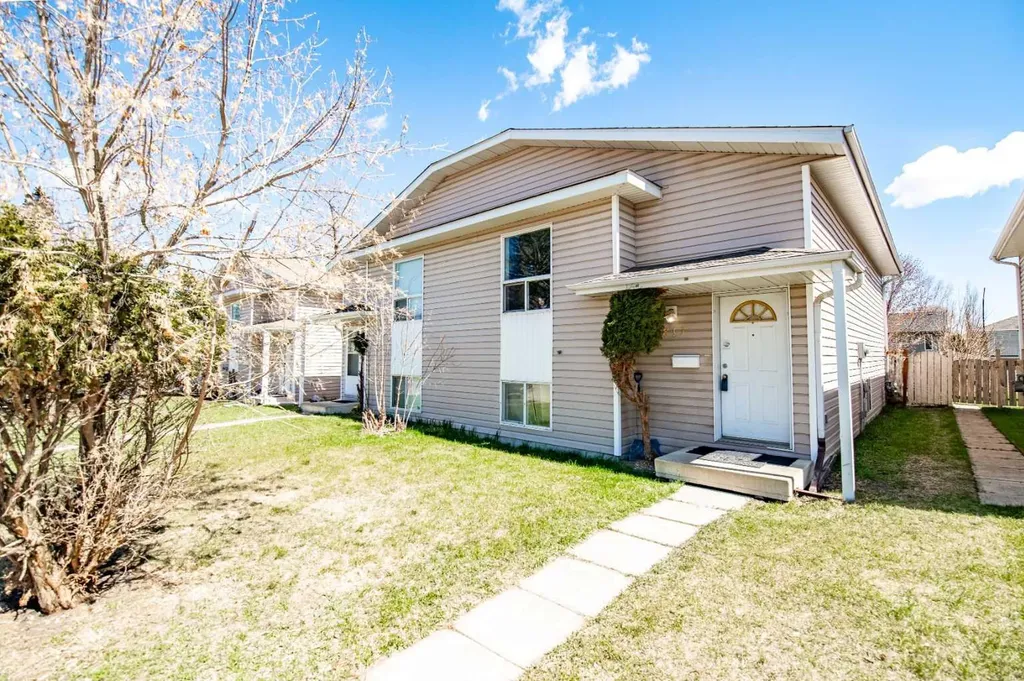 5817 60 Avenue Red Deer AB T4N 5S2