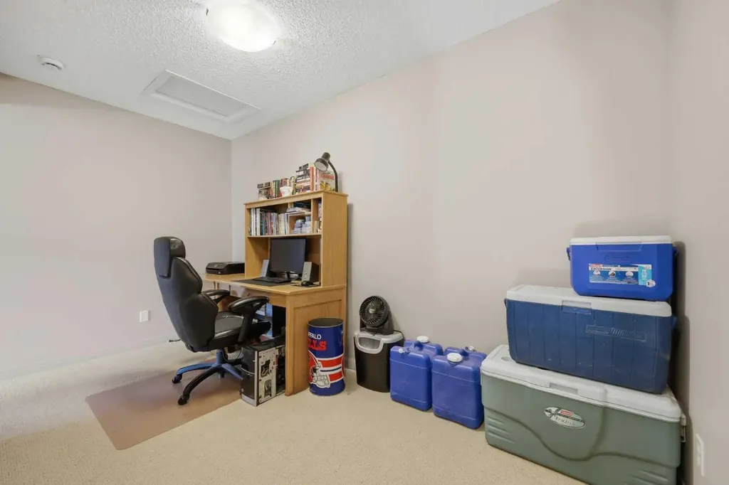 18 Auburn Bay Common SE Calgary AB T3M 0M3