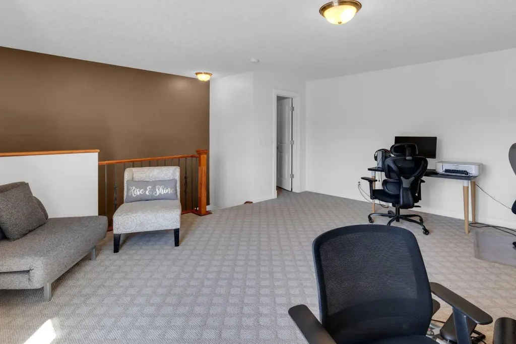 3421 5 Avenue NW Calgary AB T2N 0V5