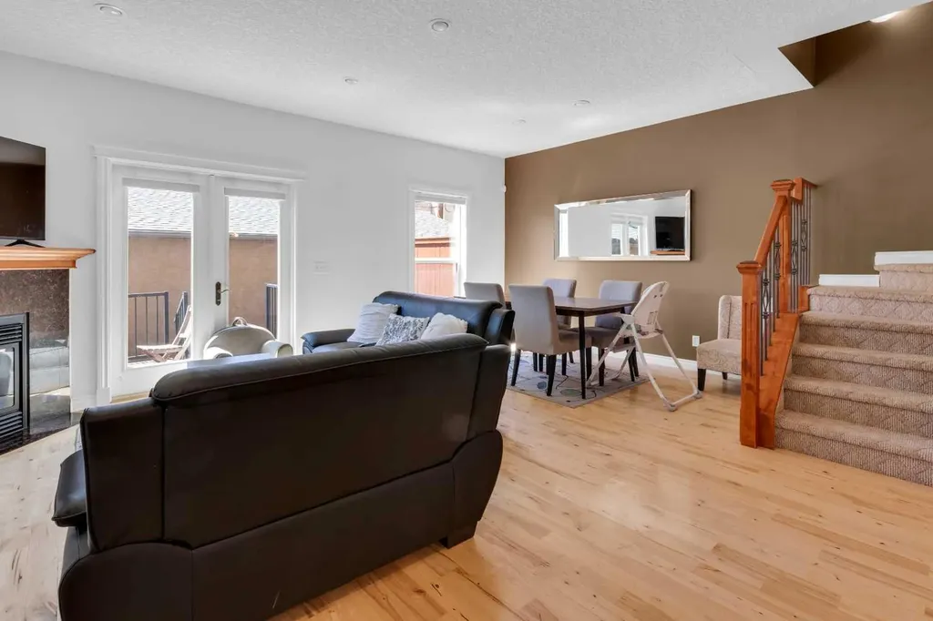 3421 5 Avenue NW Calgary AB T2N 0V5