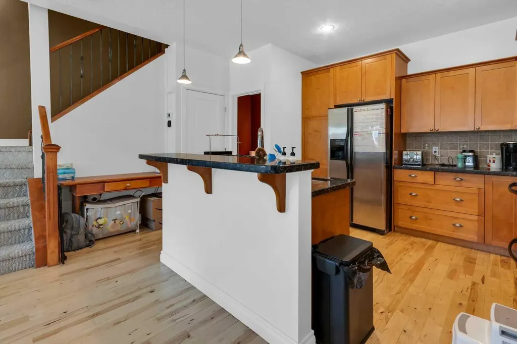 3421 5 Avenue NW Calgary AB T2N 0V5