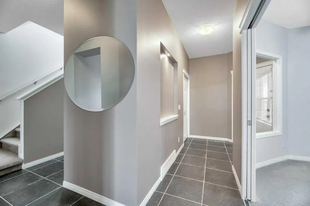 151 Everhollow Way SW Calgary AB T2Y 4R7