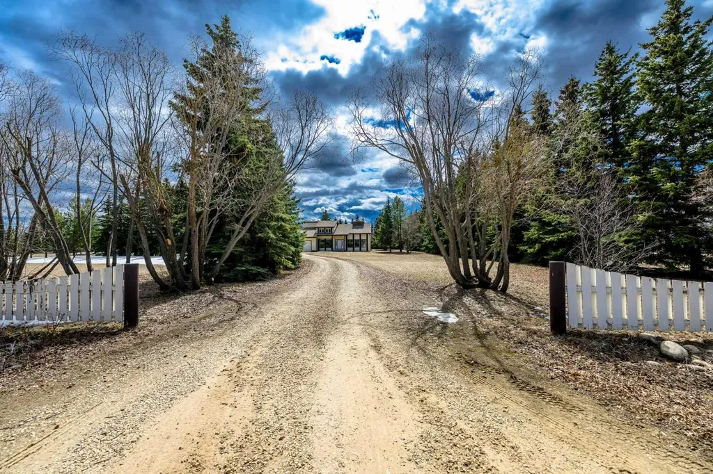 54075 742 Township Sexsmith AB T0H 3C0