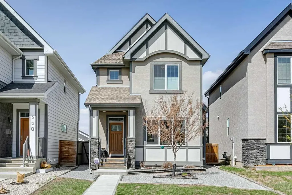 216 Mahogany Grove SE Calgary AB T3M 1W8