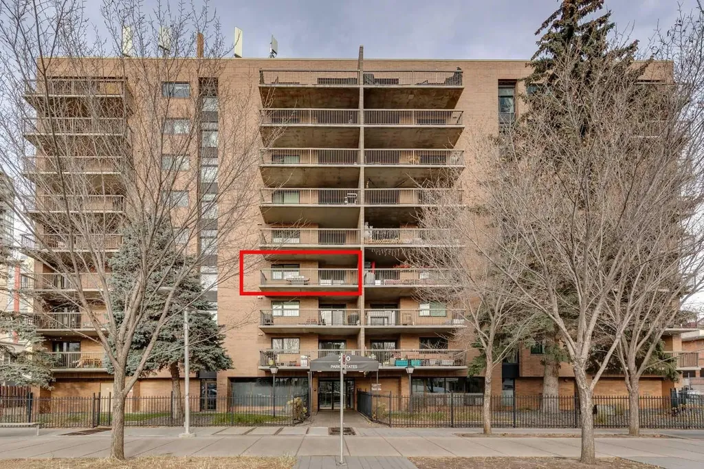 220 13 Avenue SW Calgary AB T2R1L6