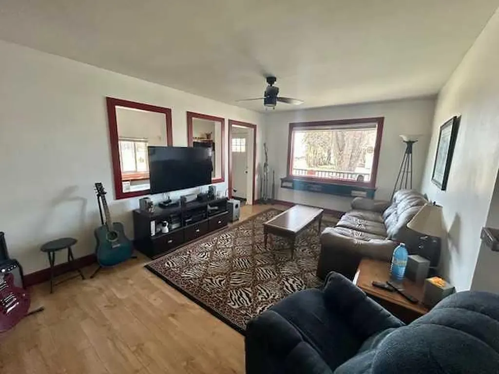 4702 49th Street Bashaw AB T0B 0H0