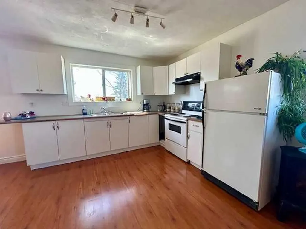 4702 49th Street Bashaw AB T0B 0H0