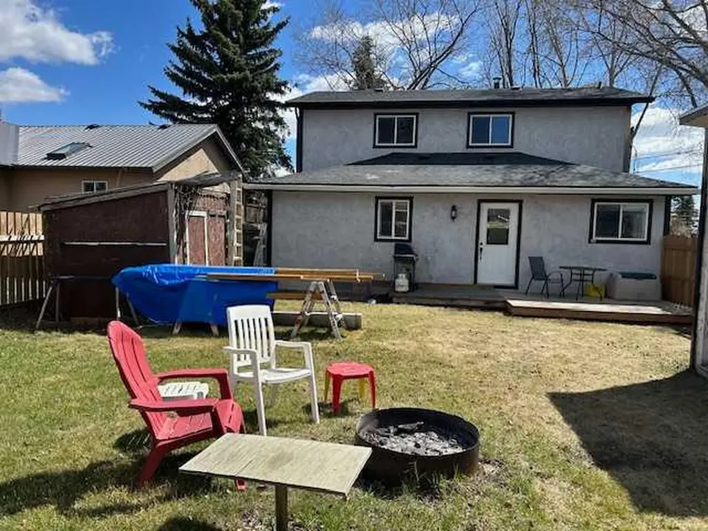 4702 49th Street Bashaw AB T0B 0H0