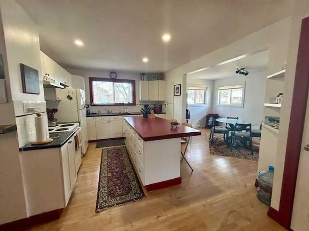 4702 49th Street Bashaw AB T0B 0H0
