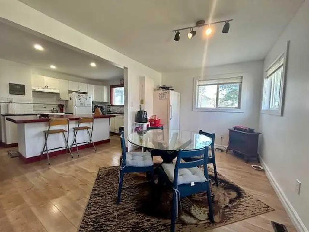 4702 49th Street Bashaw AB T0B 0H0