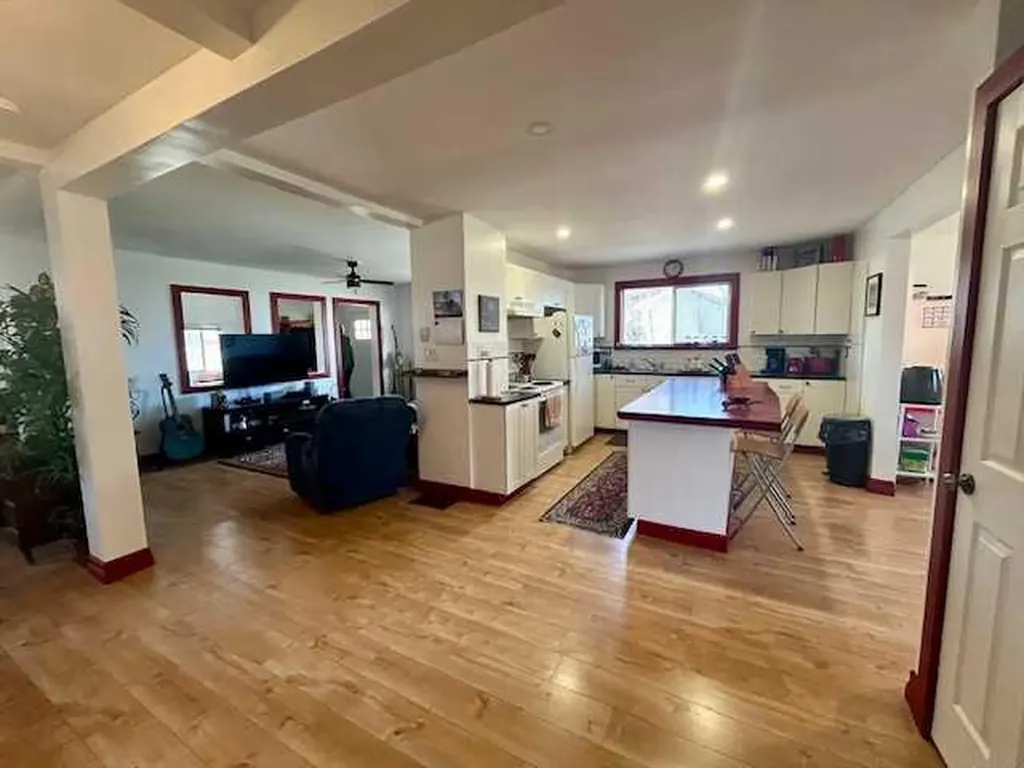 4702 49th Street Bashaw AB T0B 0H0