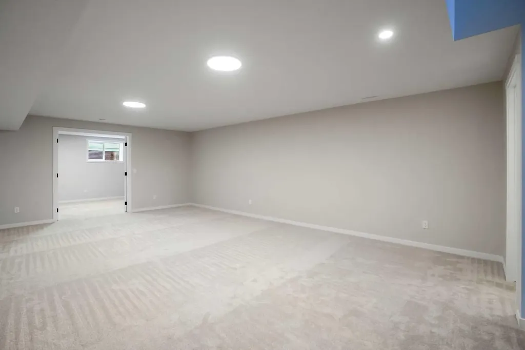 121 5 Avenue SE High River AB T1V 1G2