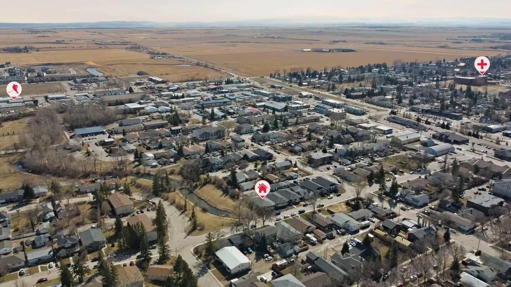 121 5 Avenue SE High River AB T1V 1G2