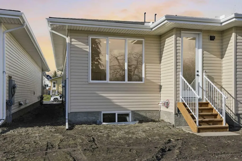 121 5 Avenue SE High River AB T1V 1G2