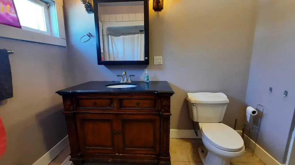 274 3 Street W Drumheller AB T0J0Y4