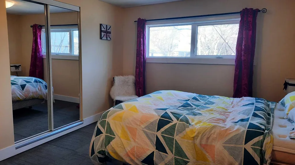 274 3 Street W Drumheller AB T0J0Y4