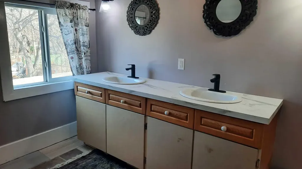 274 3 Street W Drumheller AB T0J0Y4